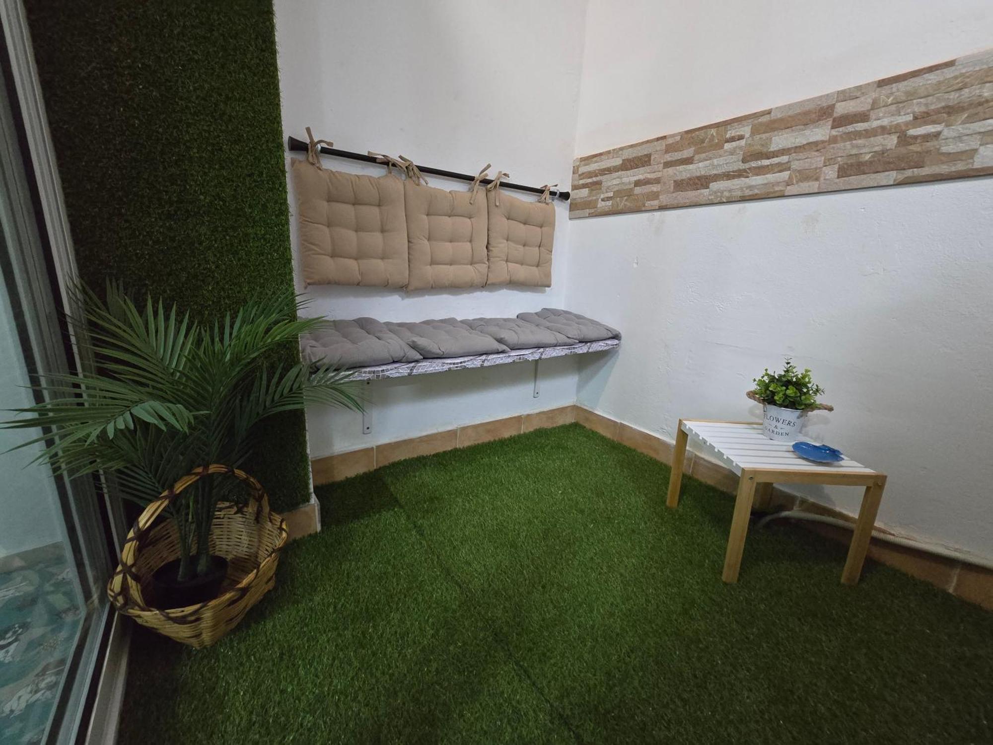 Strelitzia House Apartment